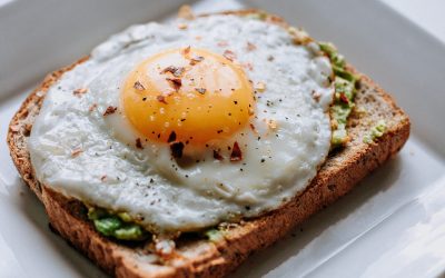 Bez olas un kafijas rīts nesākas jeb ko latvietis ēd brokastīs