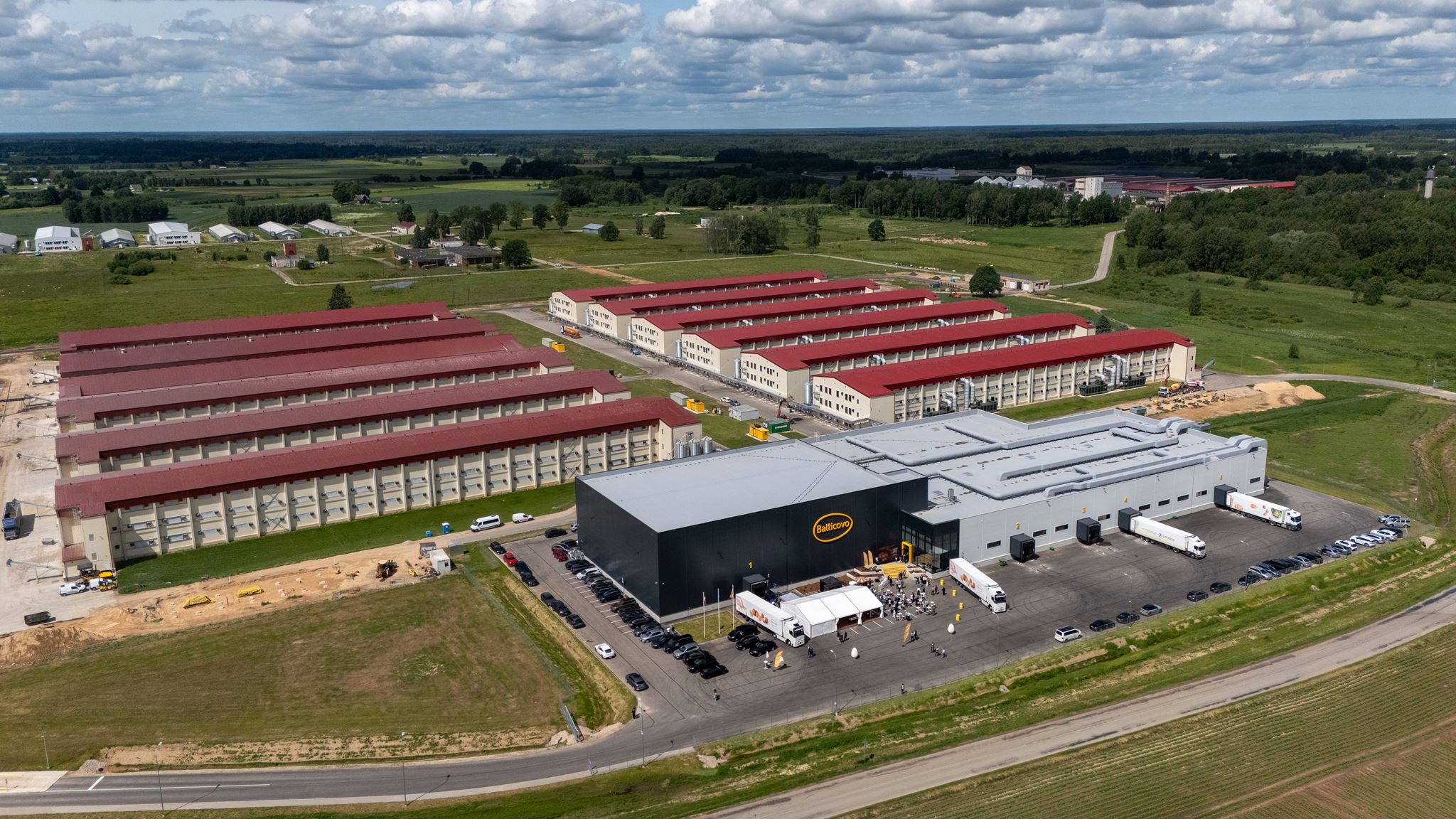 “Balticovo” atklāj 120 miljonus vērtu olu ražošanas kompleksu